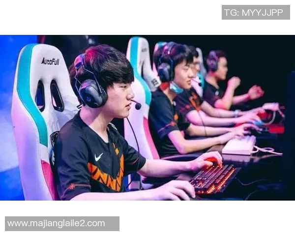 青年赛中RNG团队协作表现分析与评价探讨